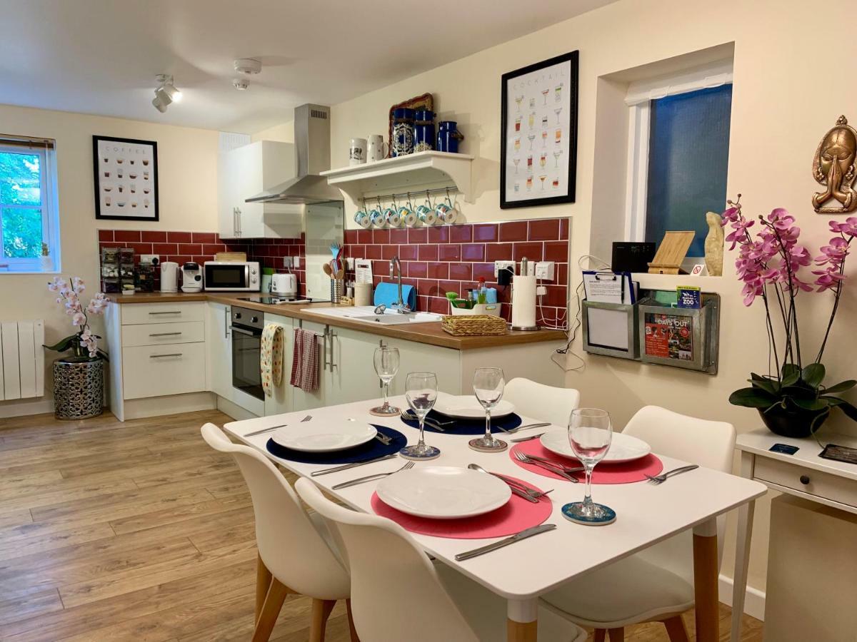 Pristine Apartment In The Centre Of Glastonbury Buitenkant foto
