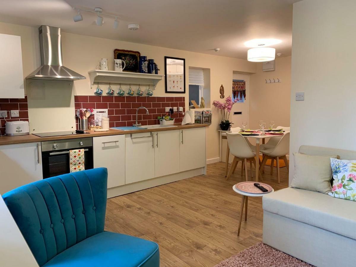 Pristine Apartment In The Centre Of Glastonbury Buitenkant foto
